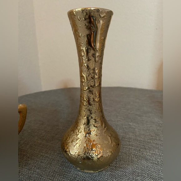 Vintage Hollywood Regency Bud Vase and Creamer. - Picture 3 of 10